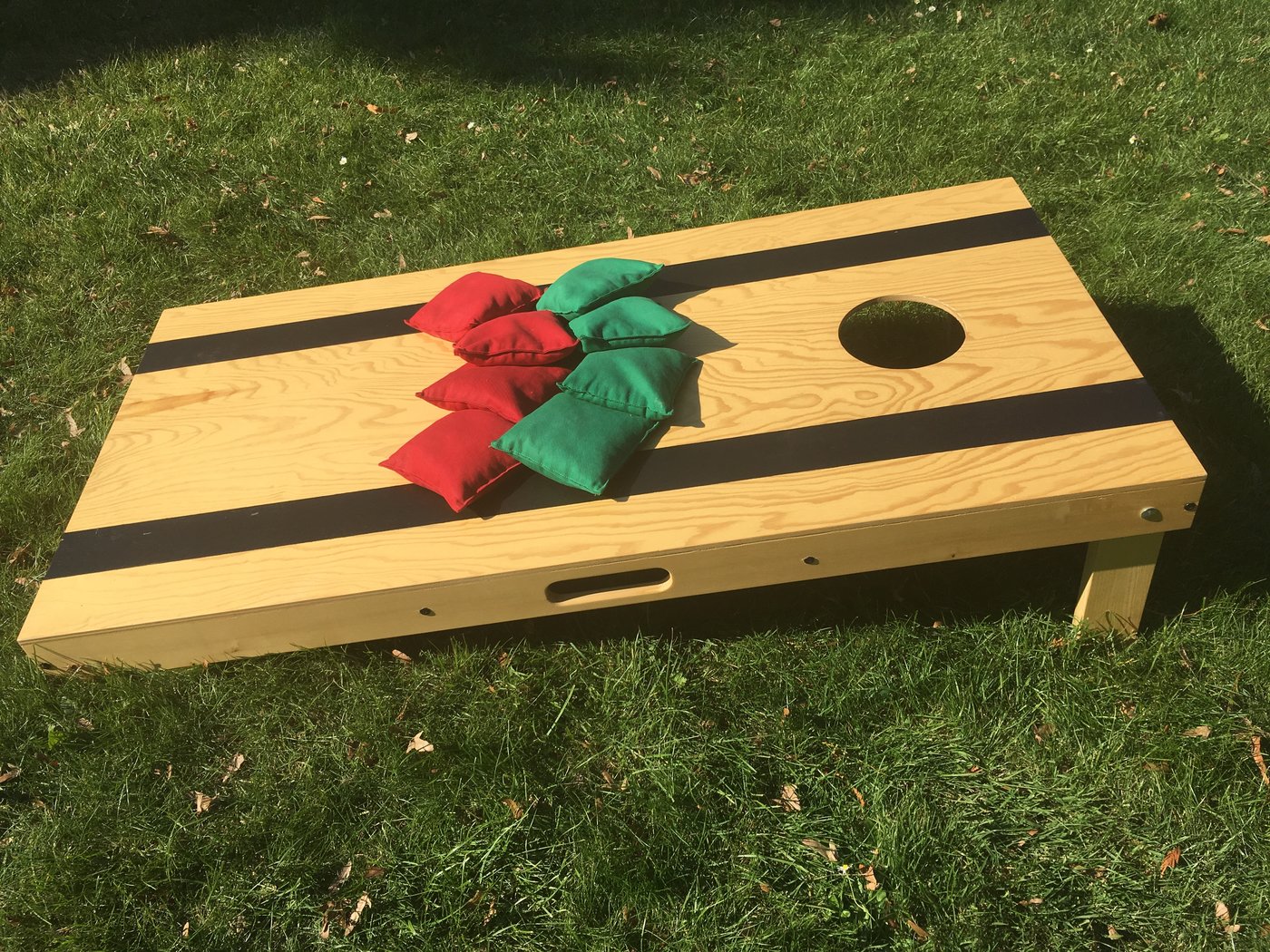 Cornhole board with 8 bags (4.600,- CZK)